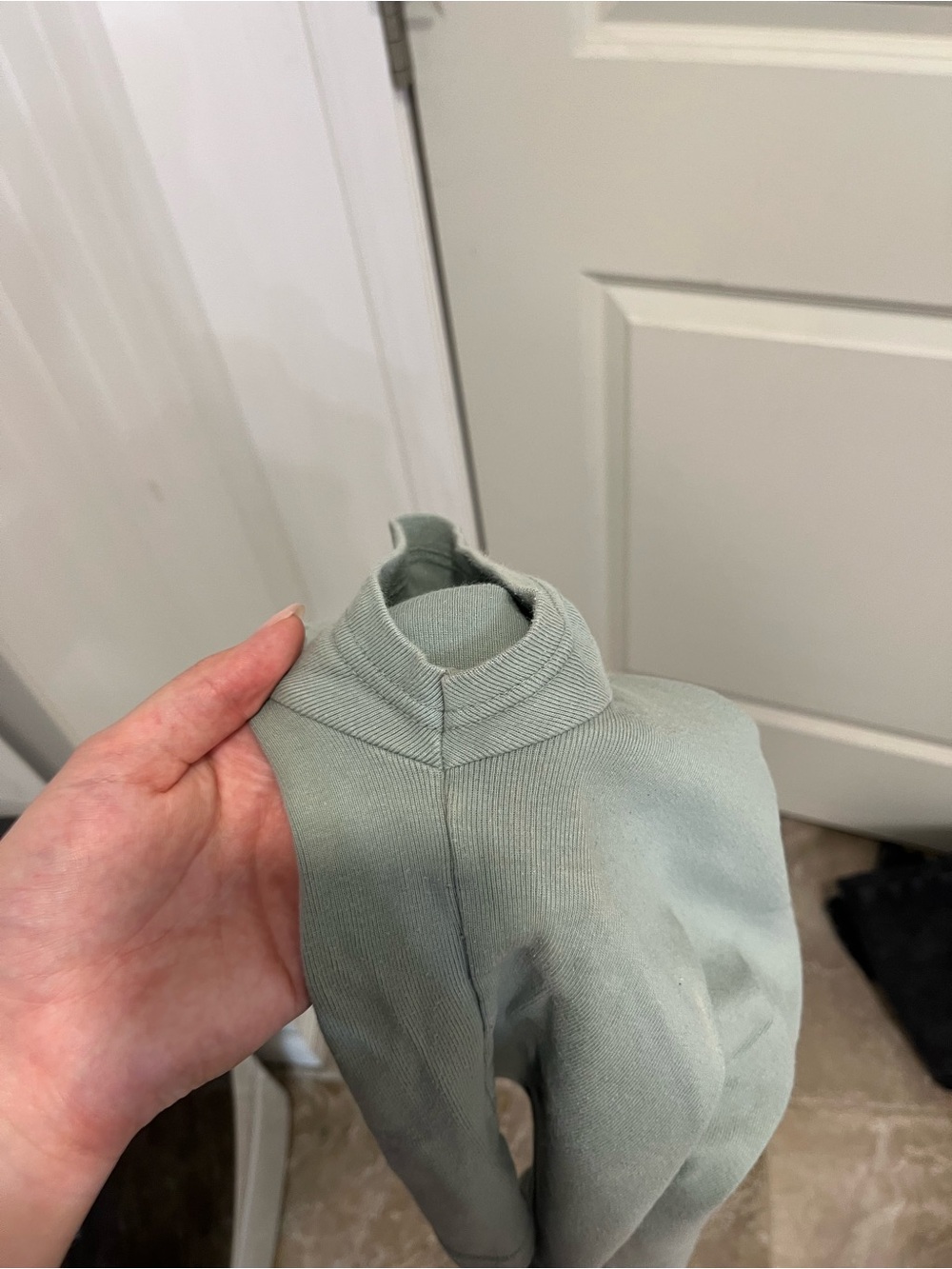 Brandy Melville Pale Mint Short Sleeve Notch Tee - Picture 5 of 5
